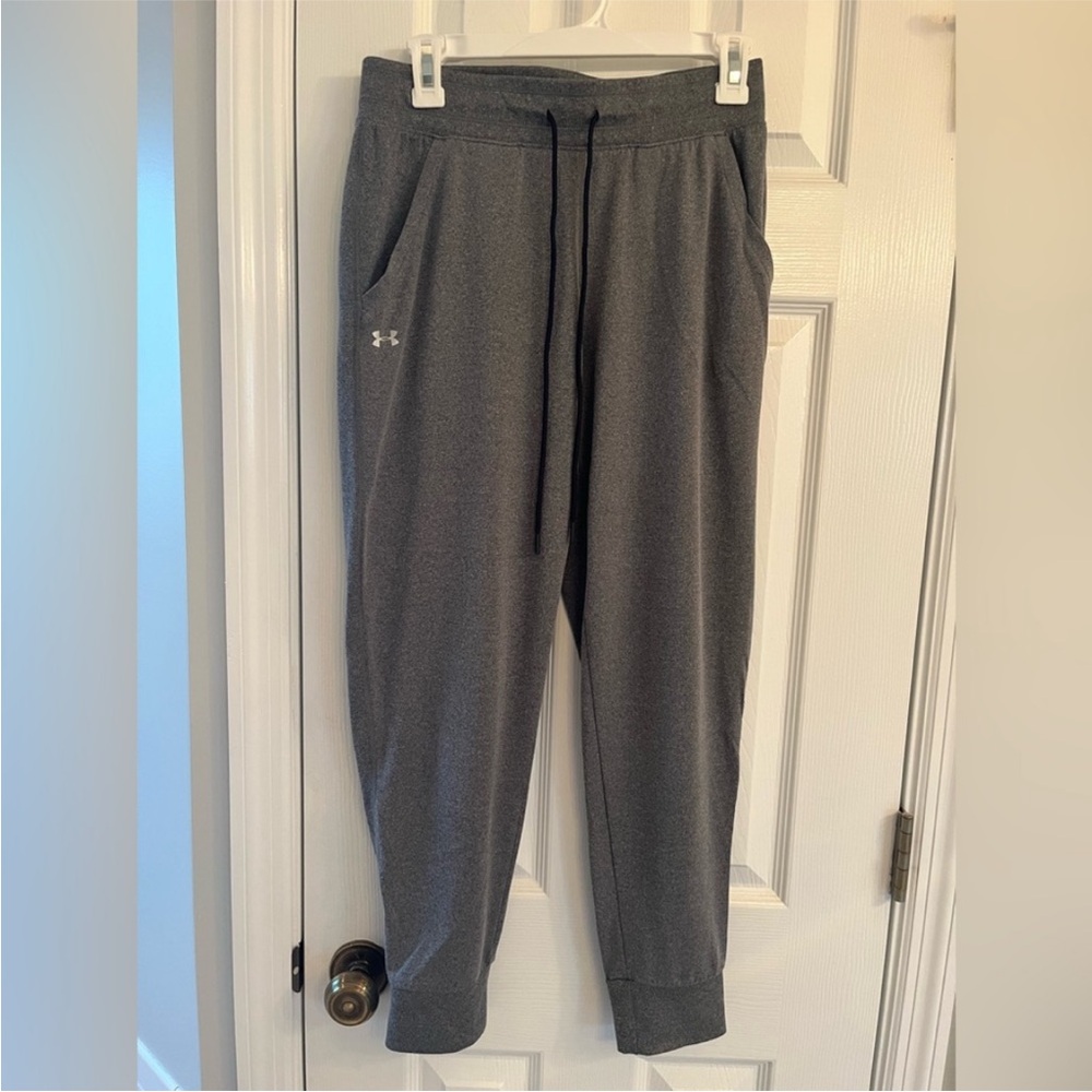 Under Armour jogger/track pants